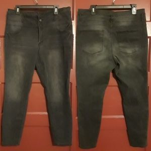 Refuge black highwaist skinny jeans size 16